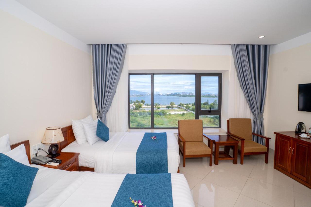 Navy Hotel Камрань Экстерьер фото