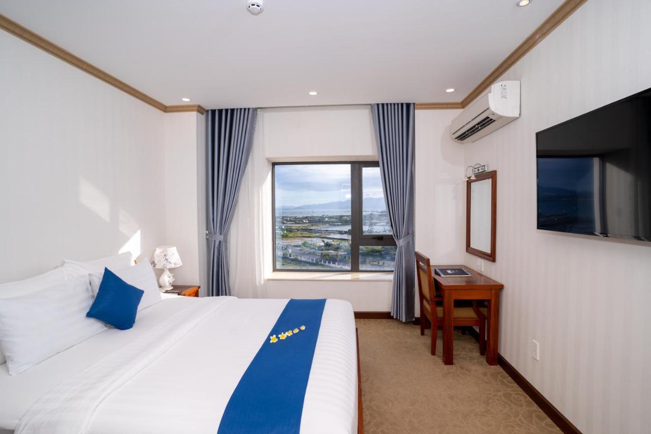 Navy Hotel Камрань Экстерьер фото