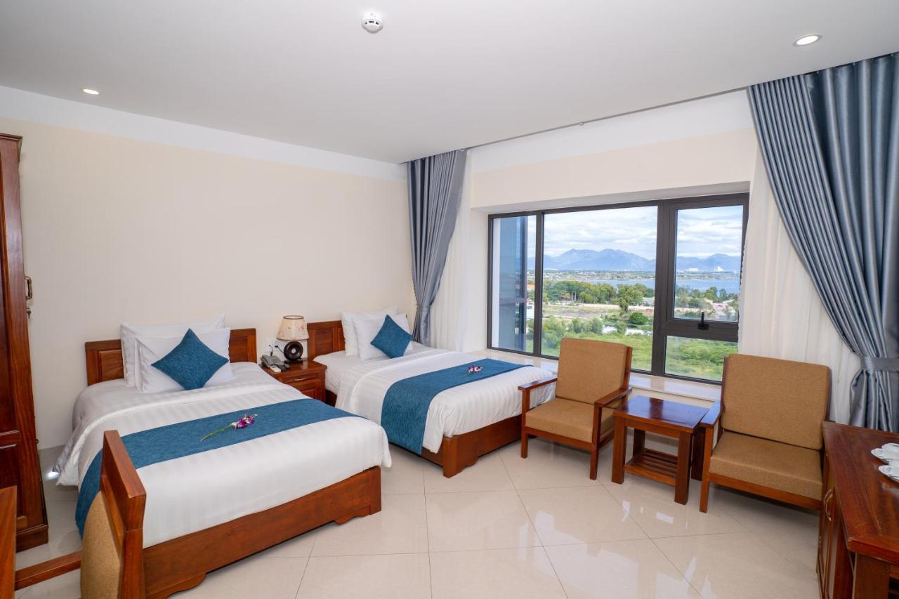 Navy Hotel Камрань Экстерьер фото