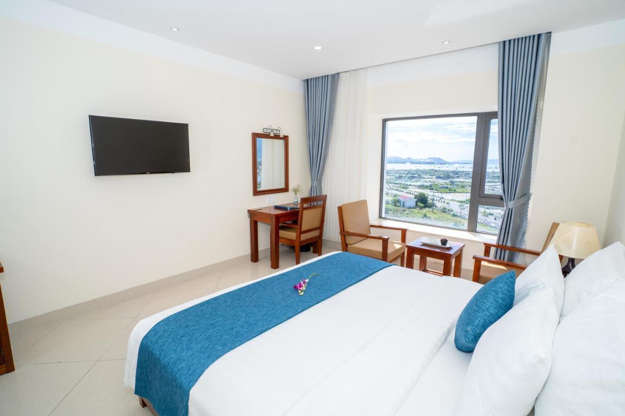 Navy Hotel Камрань Экстерьер фото