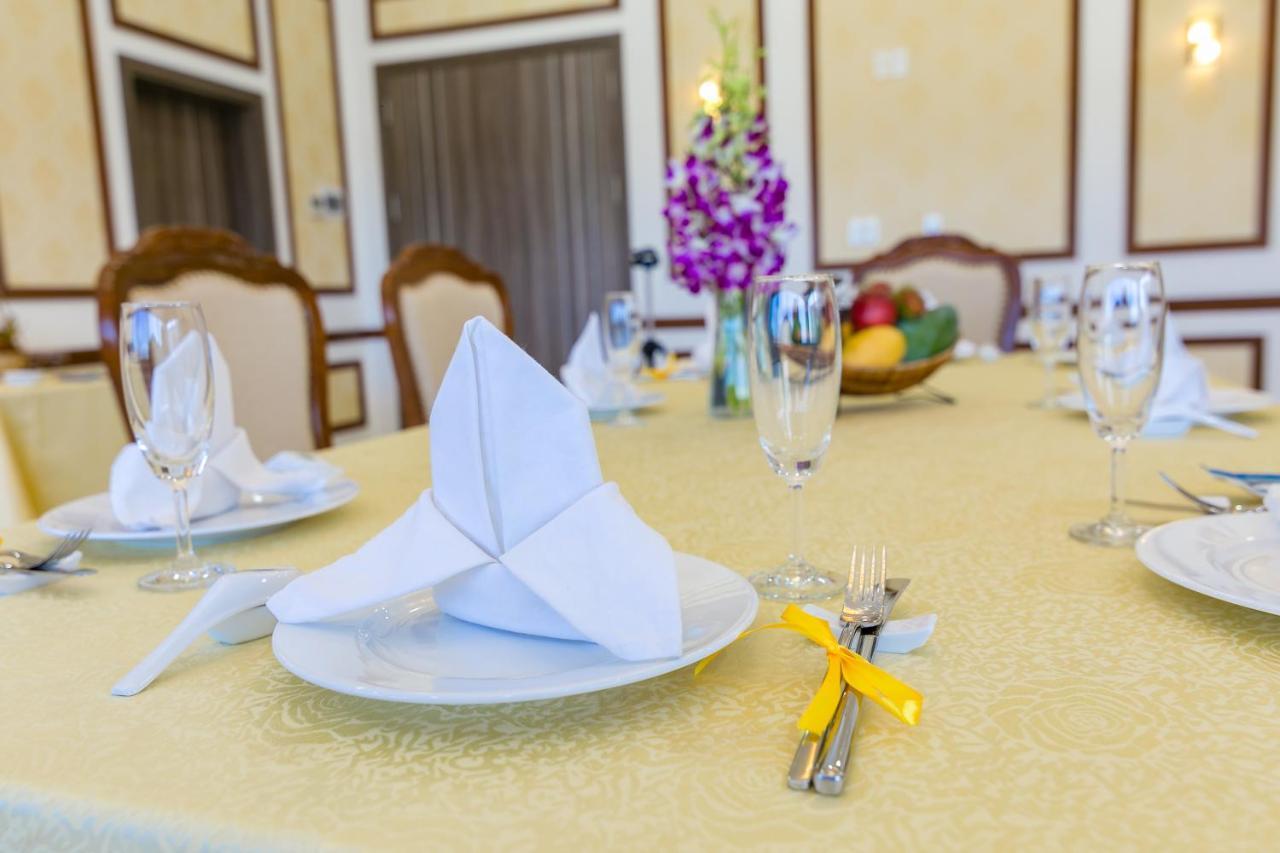 Navy Hotel Камрань Экстерьер фото