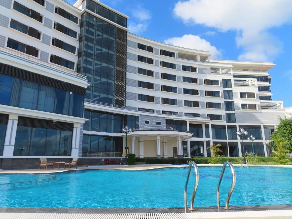 Navy Hotel Камрань Экстерьер фото